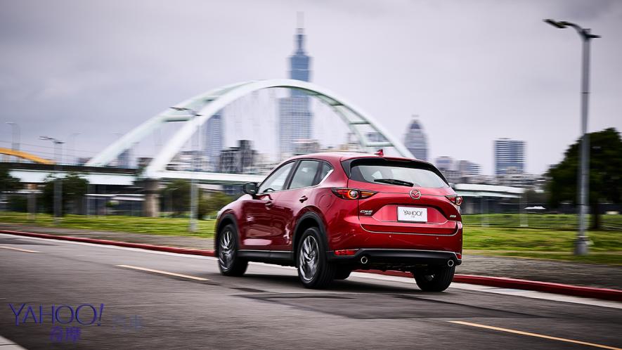 無法隱藏鋒芒的有感升級！2019 Mazda CX-5 SKY-G 2.5 AWD旗艦進化型試駕 - 12