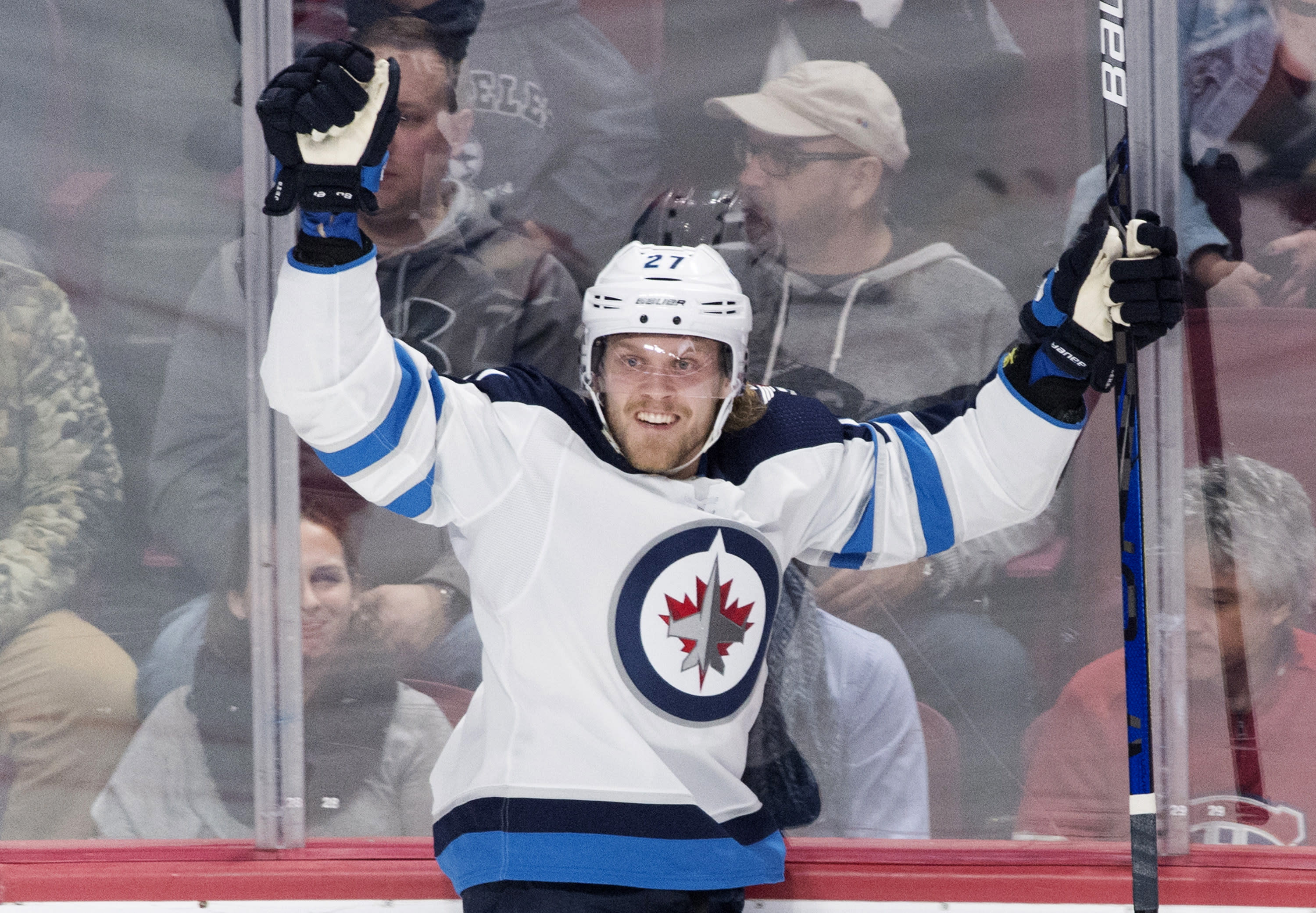 Ehlers helps Jets beat sliding Canadiens 3-2