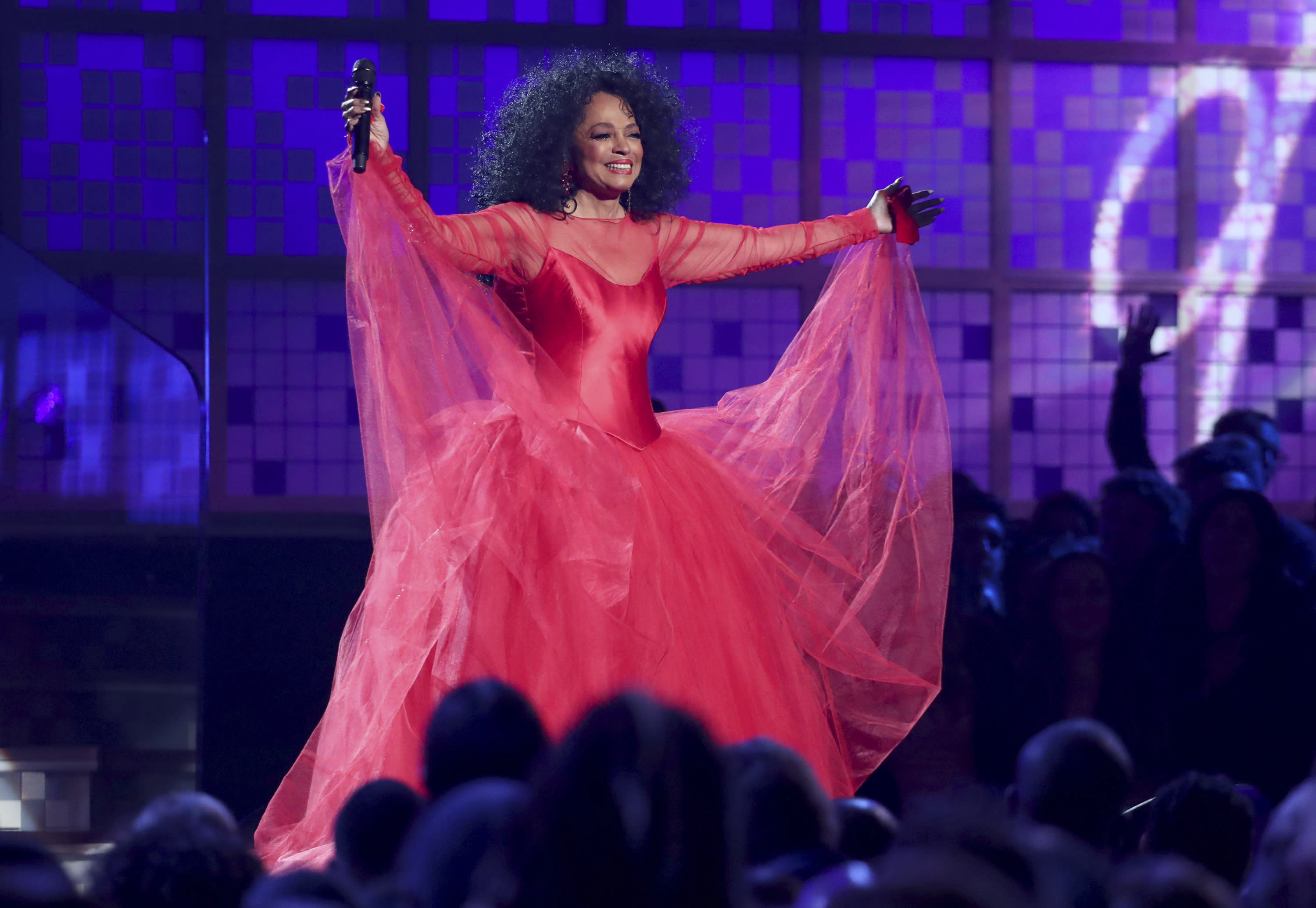 Diana Ross Brings Grammys Audience To Its Feet With Medley of Motown Hits