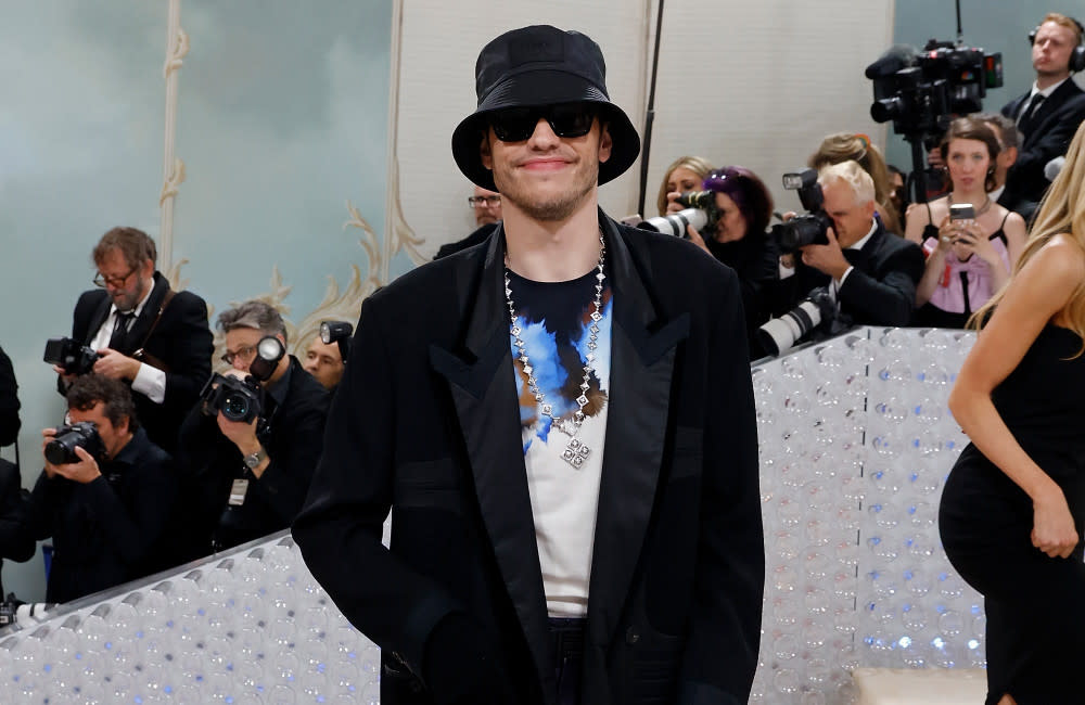 Pete Davidson Reveals He Was High on Ketamine at Aretha Franklin's Funeral:  'I'm Embarrassed' - Yahoo Sports