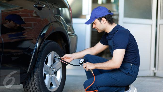 Daftar Harga Ban Mobil Berbagai Merek Terlengkap 2020