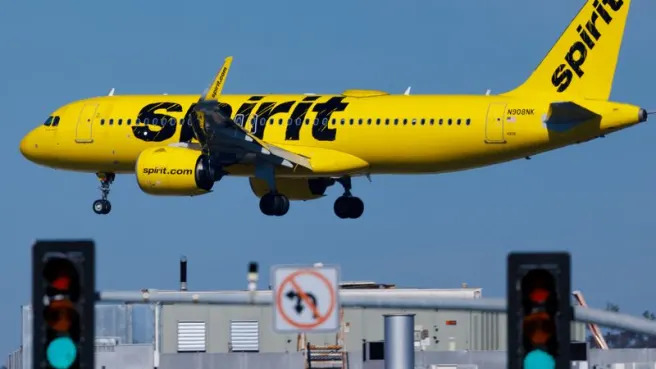 Spirit Airlines forecasts weak Q2 revenue on slowing demand
