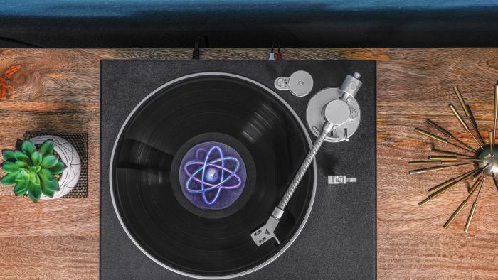 Victrola Hi-Res Carbon turntable pictured.