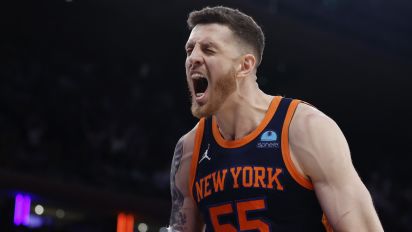 Getty Images - NEW YORK, NEW YORK - APRIL 22: Isaiah Hartenstein #55 of the New York Knicks reacts during the first half against the Philadelphia 76ers in Game Two of the Eastern Conference First Round Playoffs at Madison Square Garden on April 22, 2024 in New York City. The Knicks won 104-101. NOTE TO USER: User expressly acknowledges and agrees that, by downloading and or using this photograph, User is consenting to the terms and conditions of the Getty Images License Agreement. (Photo by Sarah Stier/Getty Images)