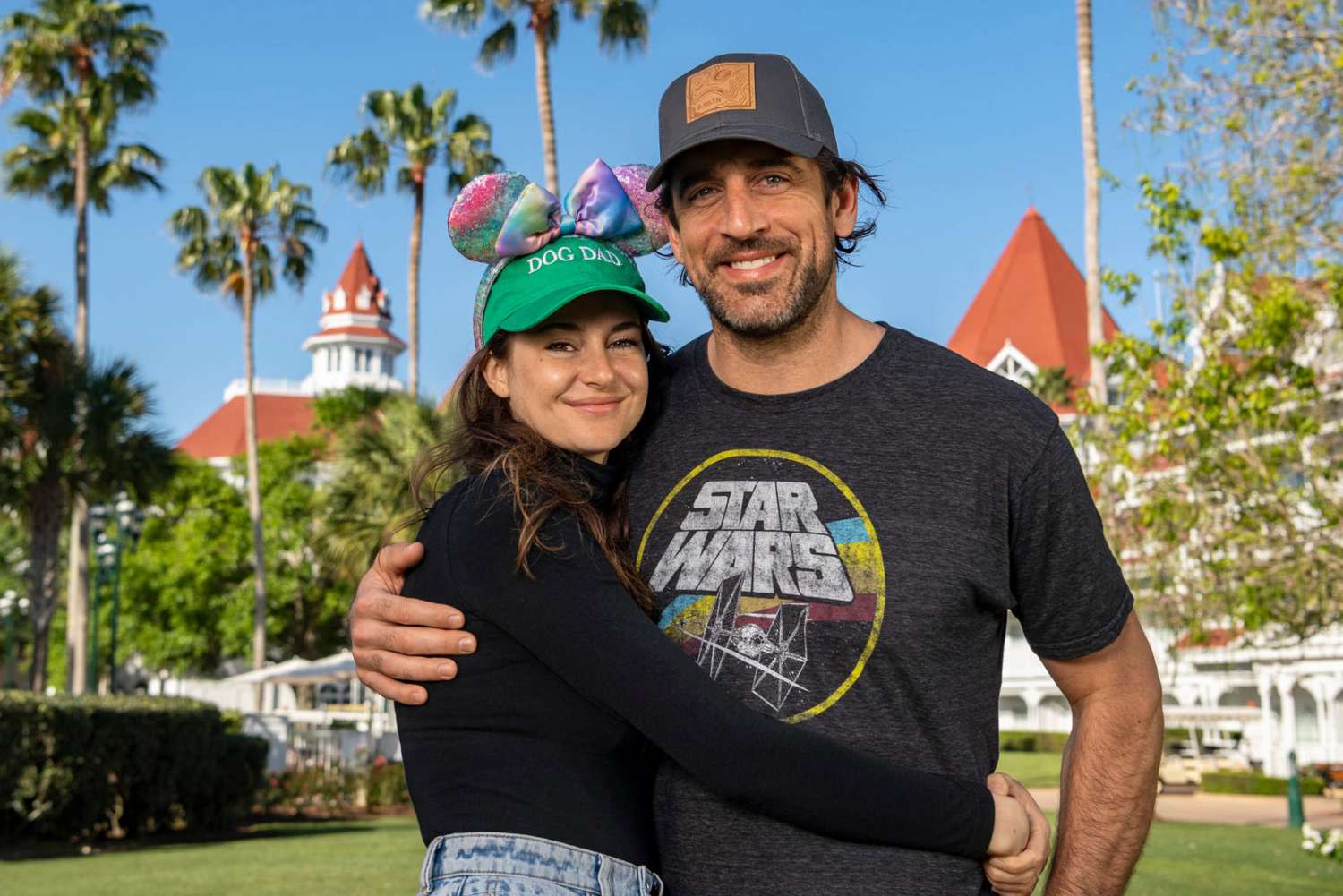 Is Aaron Rodgers And Shailene Woodley Still Engaged? - Mastery Wiki