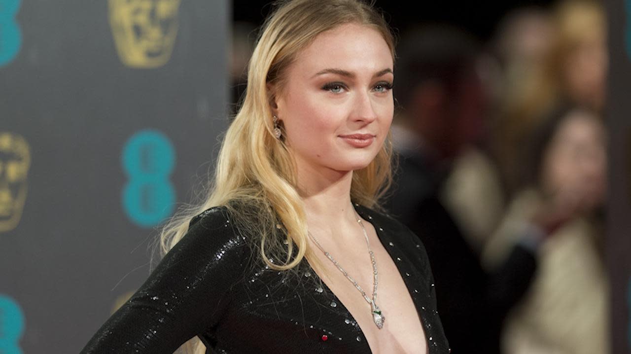 Did Sophie Turner forget to wear pants to 'Game of Thrones' co