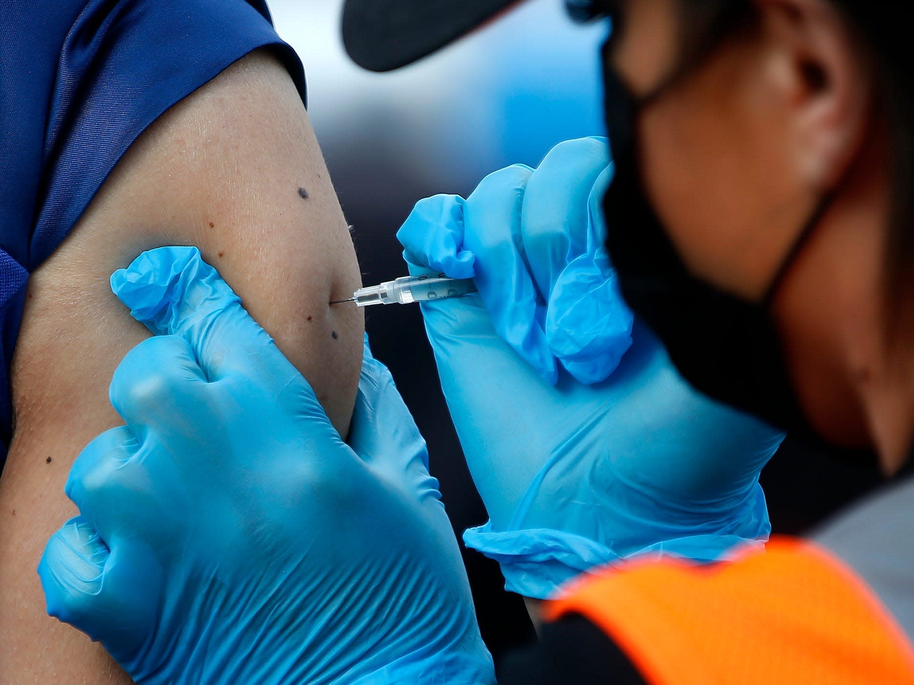 As more Americans are vaccinated, a fourth coronavirus outbreak is unlikely, says the former FDA chief