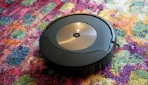 iRobot Roomba Combo j9+ robot vacuum and mop