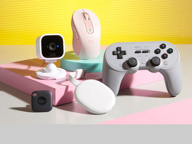 11 Best Gifts for Gamers You Must Buy This Holiday Season - Guiding Tech