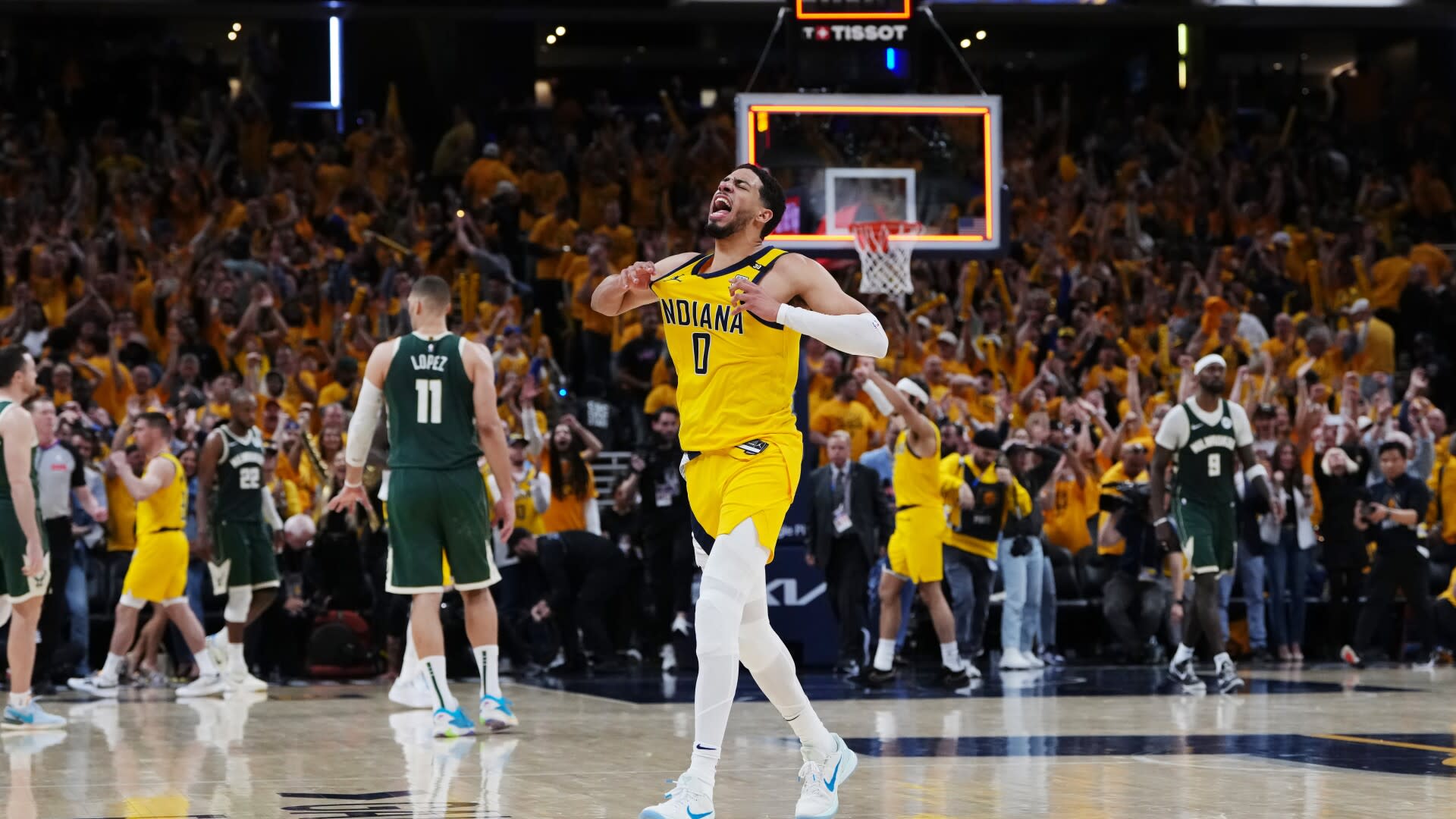 Tyrese Haliburton drains game-winning floater in OT to cap wild win over Bucks