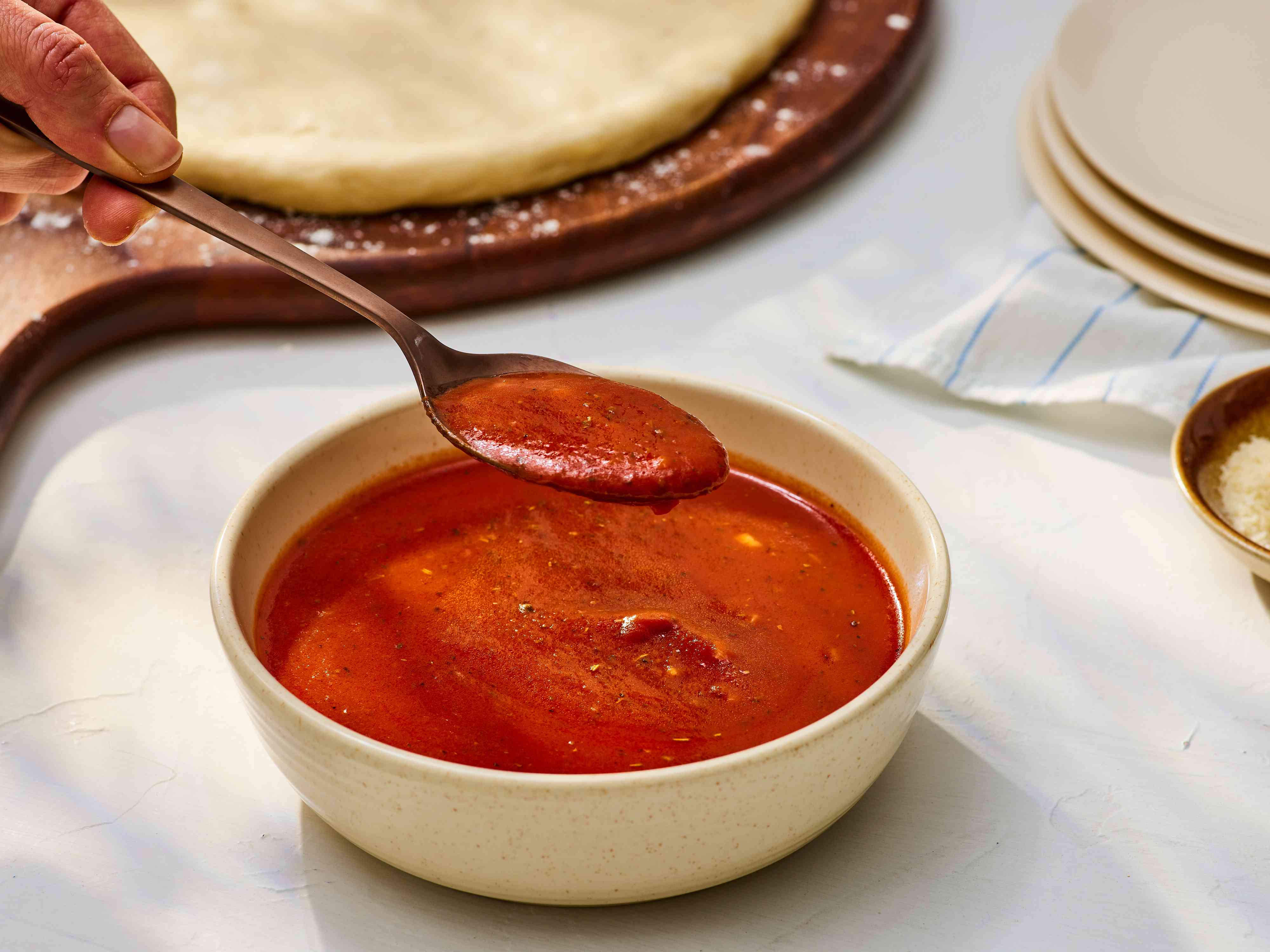 The Best Store-Bought Pizza Sauce, According to Someone Who Wrote an Entire Book on Pizza