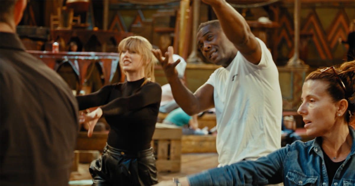 See Taylor Swift And Idris Elba Dance Together In First Look At Cats Movie Its Really Fun