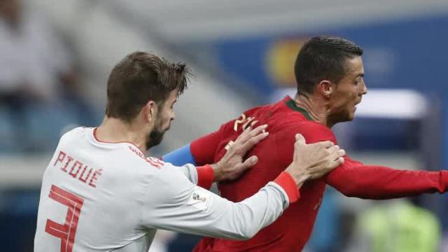 Gerard Pique implies Cristiano Ronaldo flopped to win late pivotal free kick