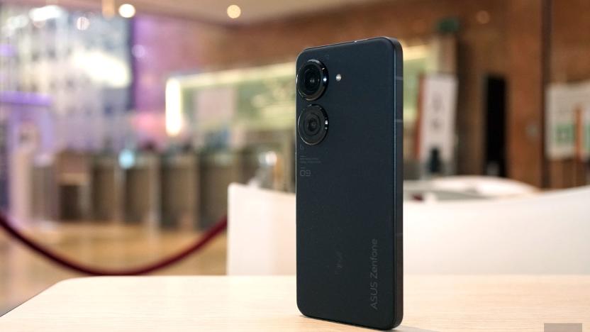 ASUS Zenfone 9 in "midnight black."