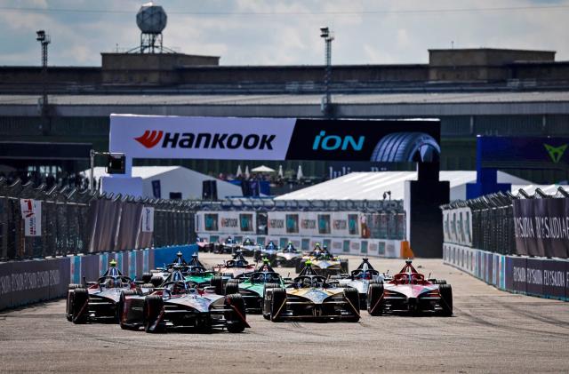 Formula E renews with CBS, adds Roku streaming