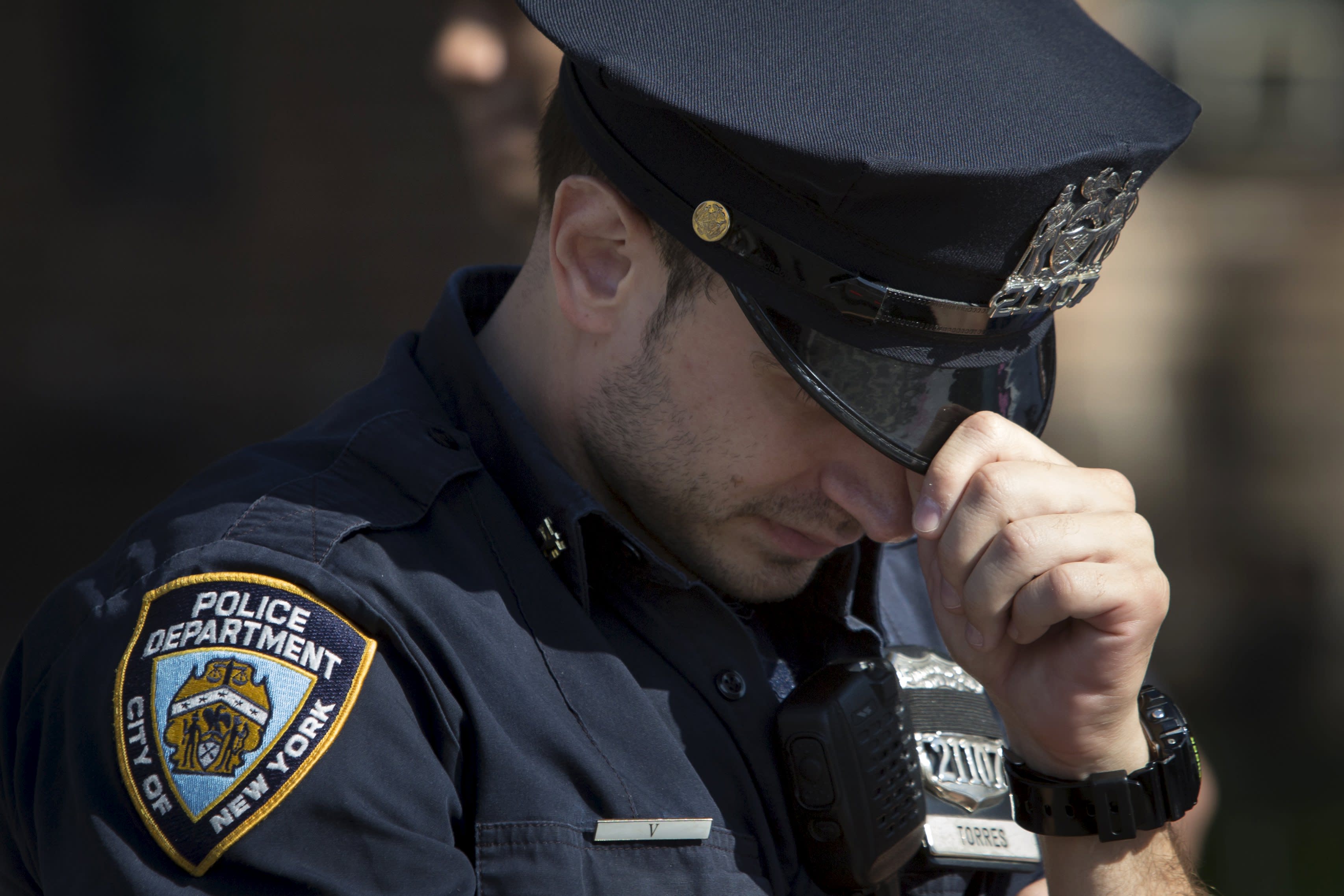 Police officers have to. Плохой полицейский. Sad Police Officer. Angry Police. Хороший полицейский плохой полицейский.