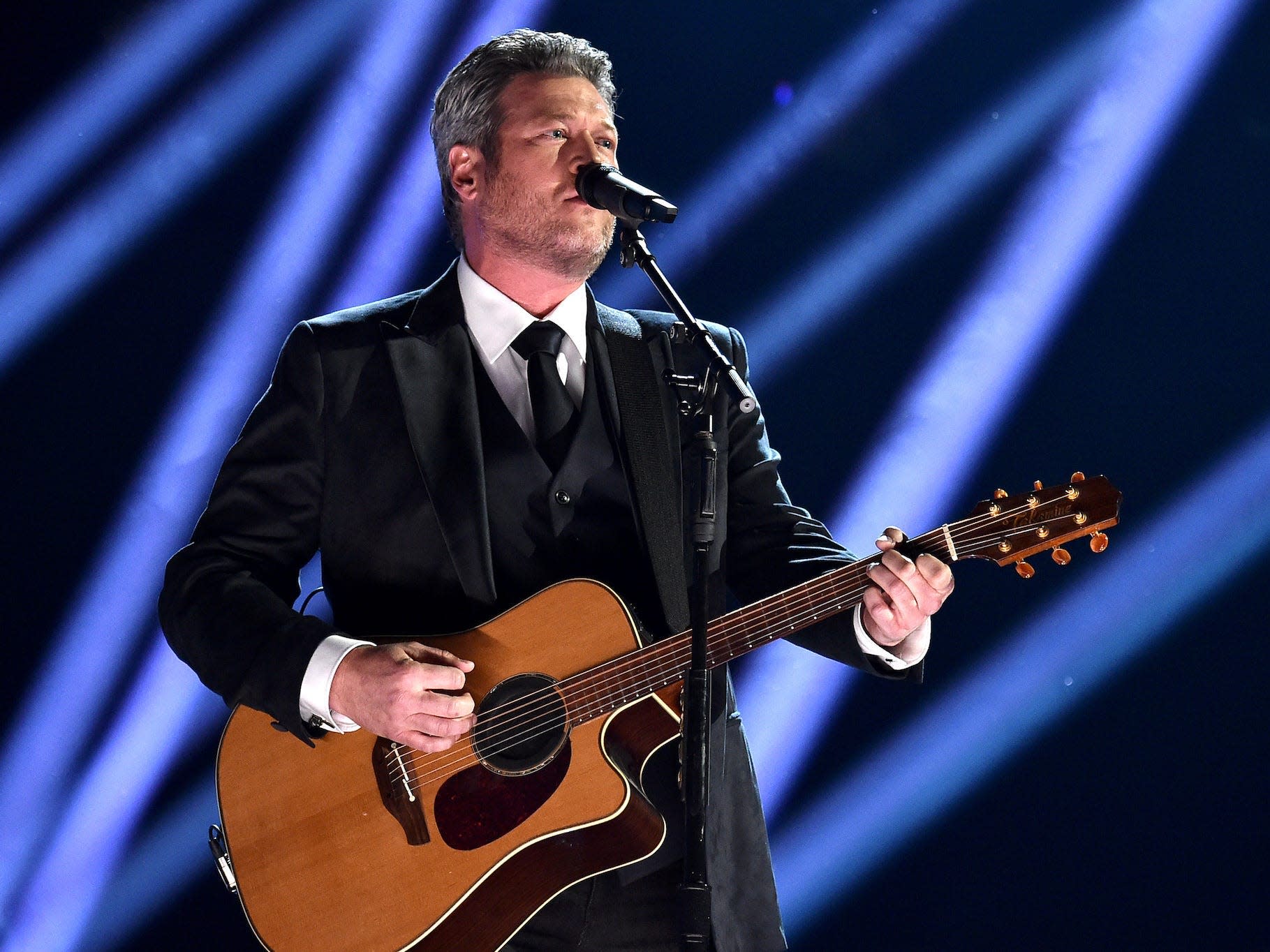 Blake Shelton is facing adverse reactions because of his new song ‘Minimum Wage’, which people are calling deaf