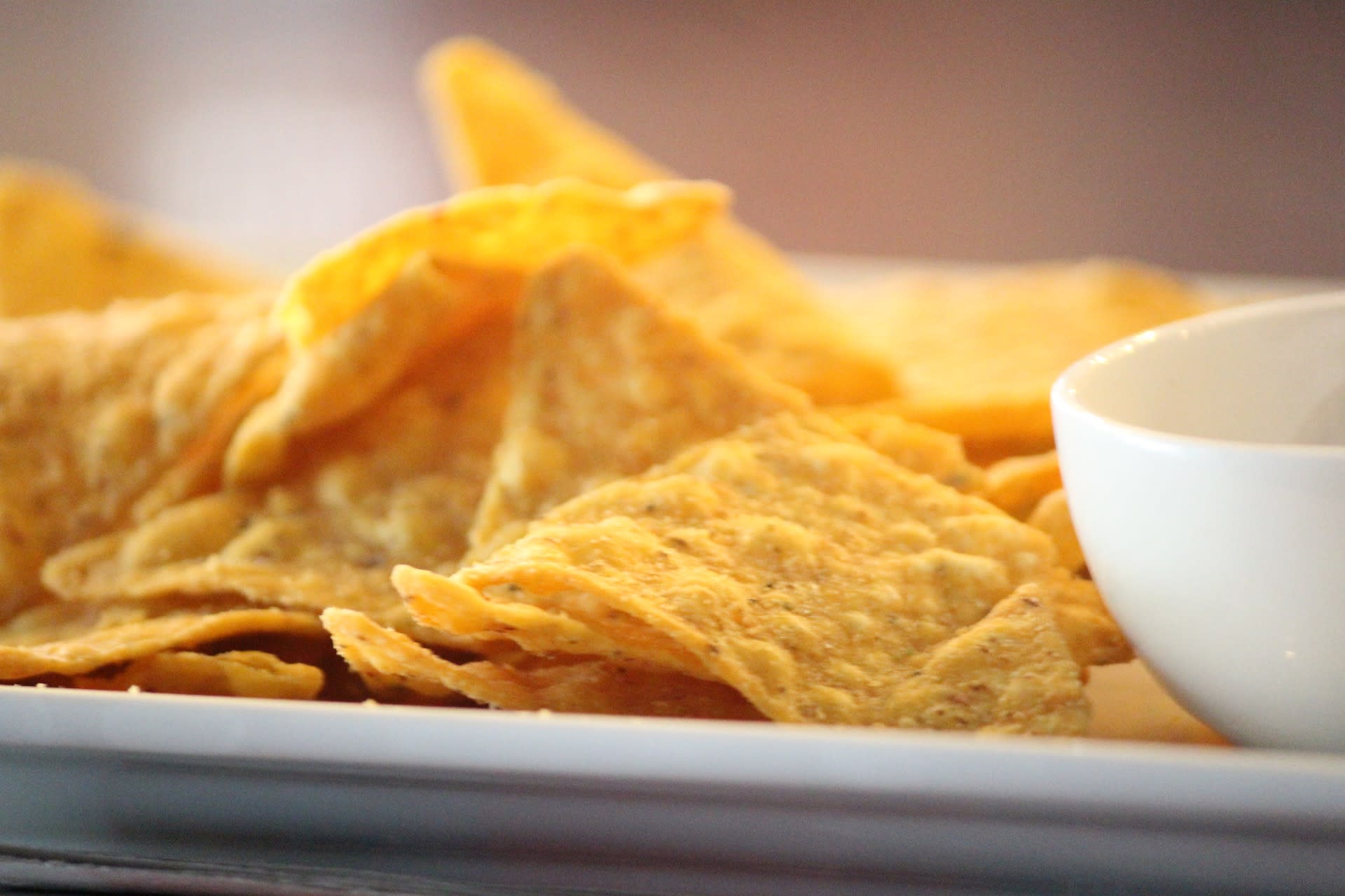 The Five Second Rule For Dropping Food On The Floor Is A Real Thing