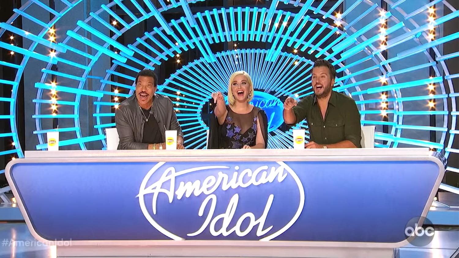 American Idol recap It's time to duet