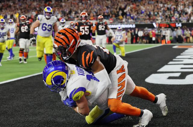 American Football  - NFL - Super Bowl LVI - Cincinnati Bengals v Los Angeles Rams - SoFi Stadium, Inglewood, California, United States - February 13, 2022 Los Angeles Rams' Cooper Kupp scores a touchdown REUTERS/Mike Segar