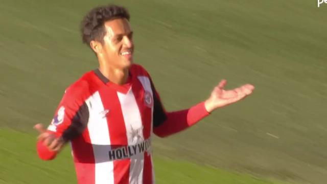 Carvalho makes it 5-2 for Brentford against Wolves