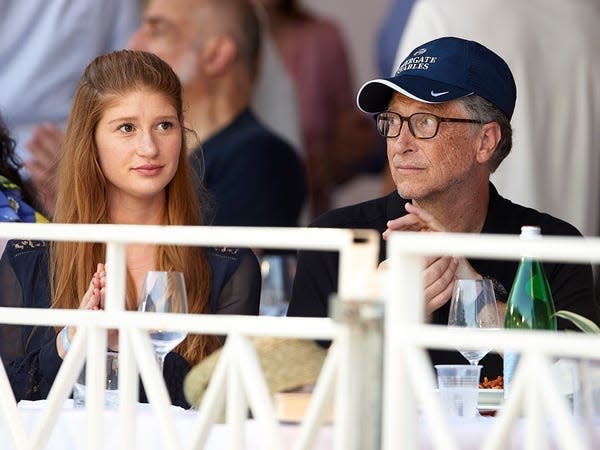 Bill Gates’ daughter scoffs at the conspiracy theory after vaccination with COVID-19.  ‘Unfortunately, he did not implant my brilliant father in my brain.’