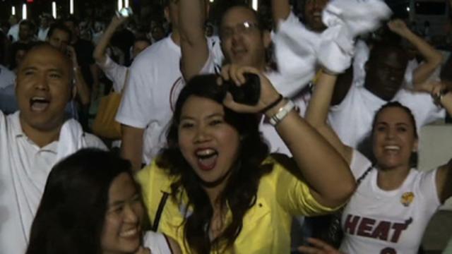 Fans Cheer Dramatic Heat Comeback