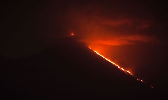 Guatemala: tres volcanes activos están en erupción al mismo tiempo