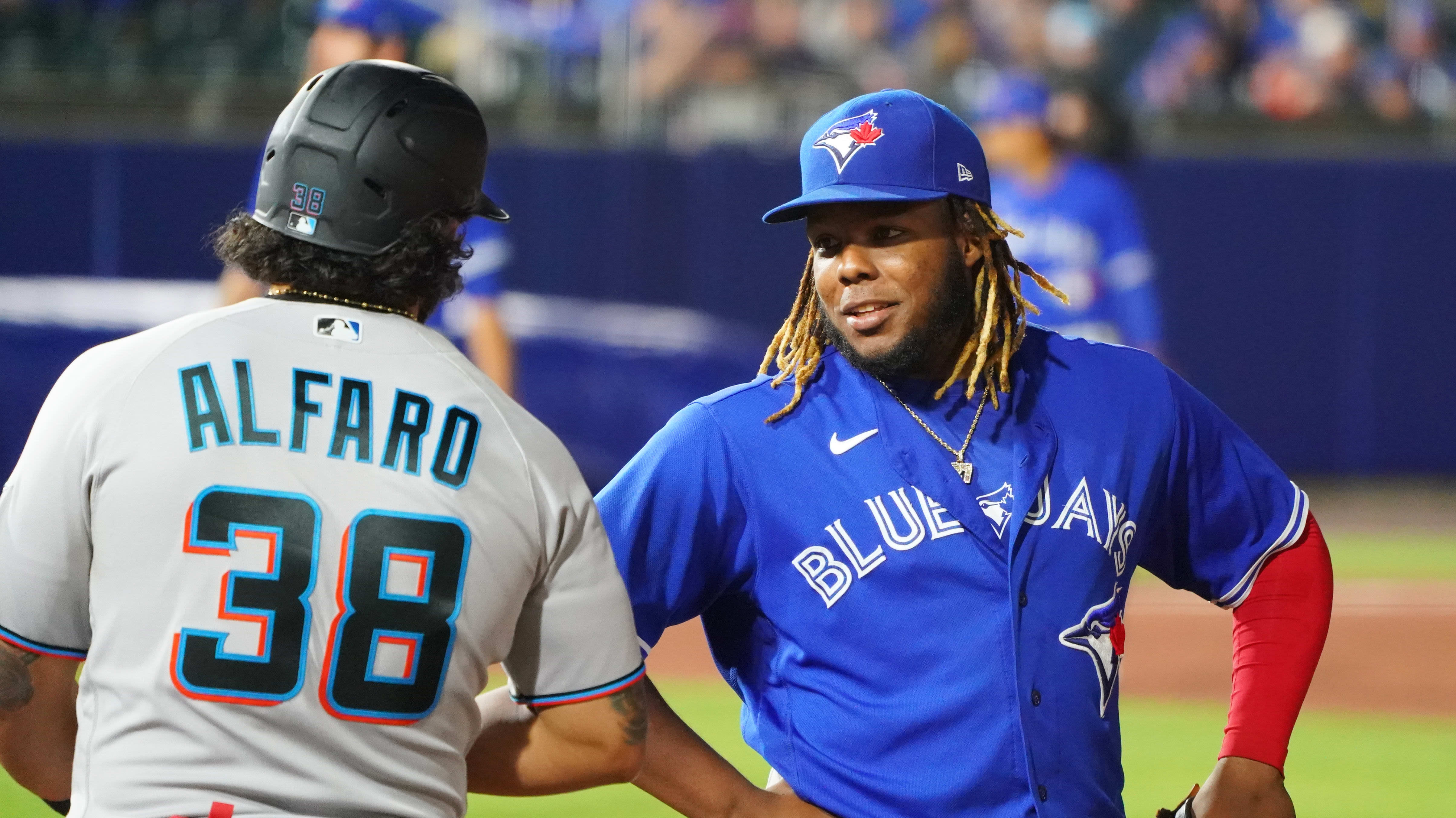 Blue Jays' Vladimir Guerrero Jr. shares eerily similar stats with his  father through 403 career games