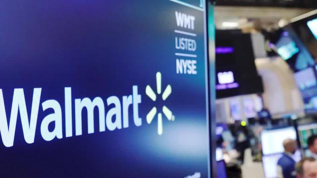 Walmart cuts 2023 forecast