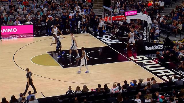 Franz Wagner with an assist vs the San Antonio Spurs