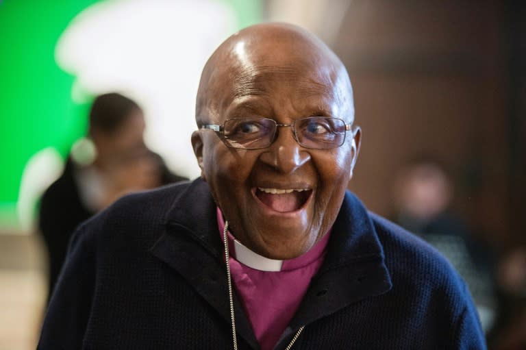 Anti Apartheid Icon Archbishop Desmond Tutu Dead At 90