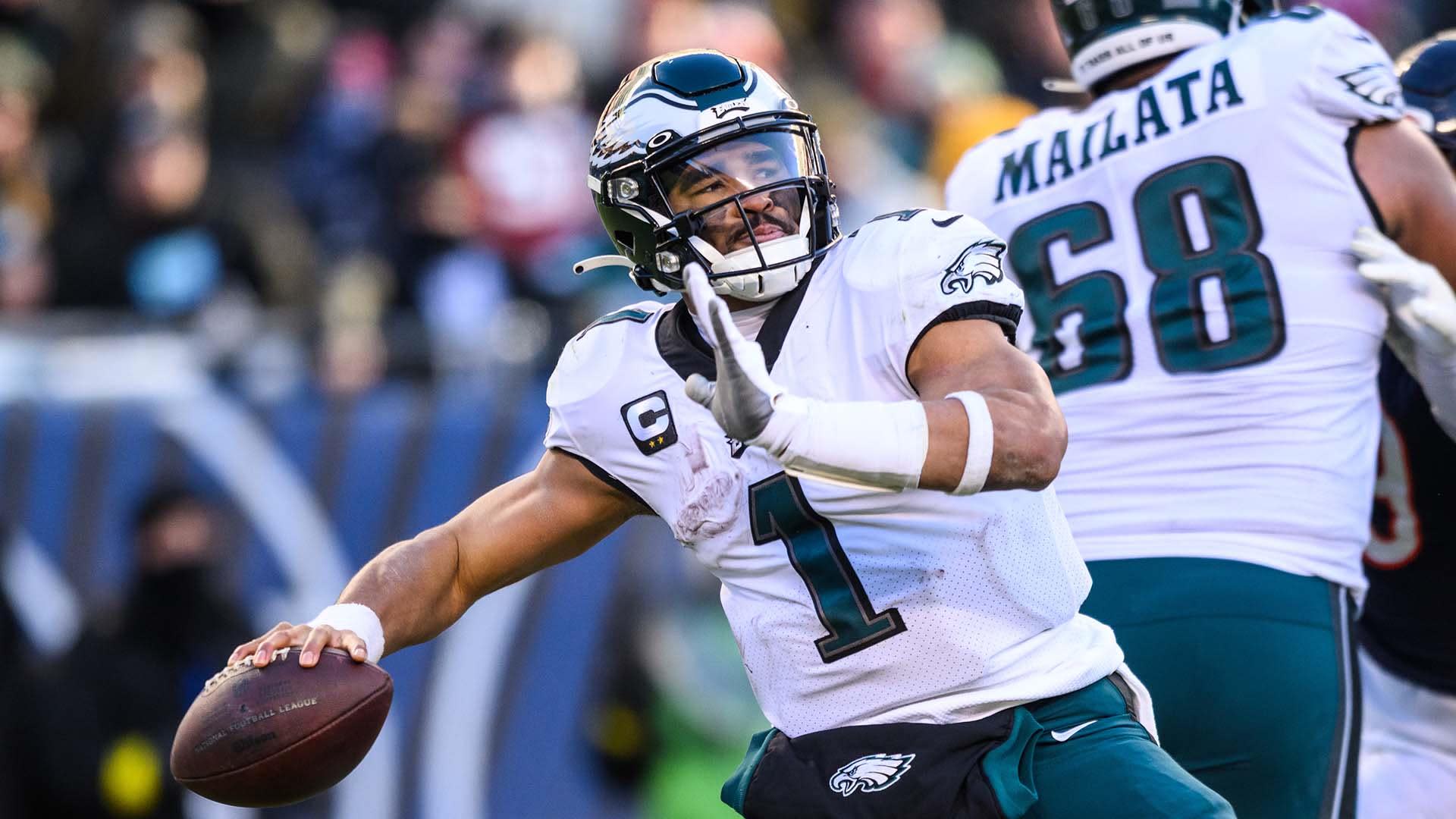 How Jalen Hurts pending contract is helping Eagles keep key players