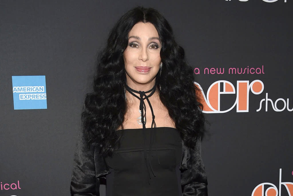 Cher Sheds Tears Alongside Honorees at 2018 Kennedy Center Honors