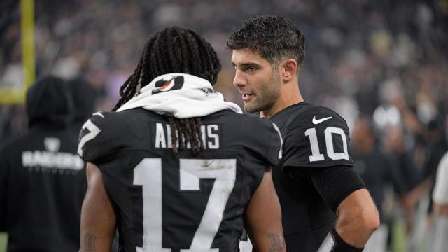 With Jimmy Garoppolo in concussion protocol, Raiders' starting QB vs.  Chargers is unknown