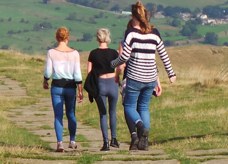 Your Skinny Jeans Can Possibly Be Affecting Your Health Aversely