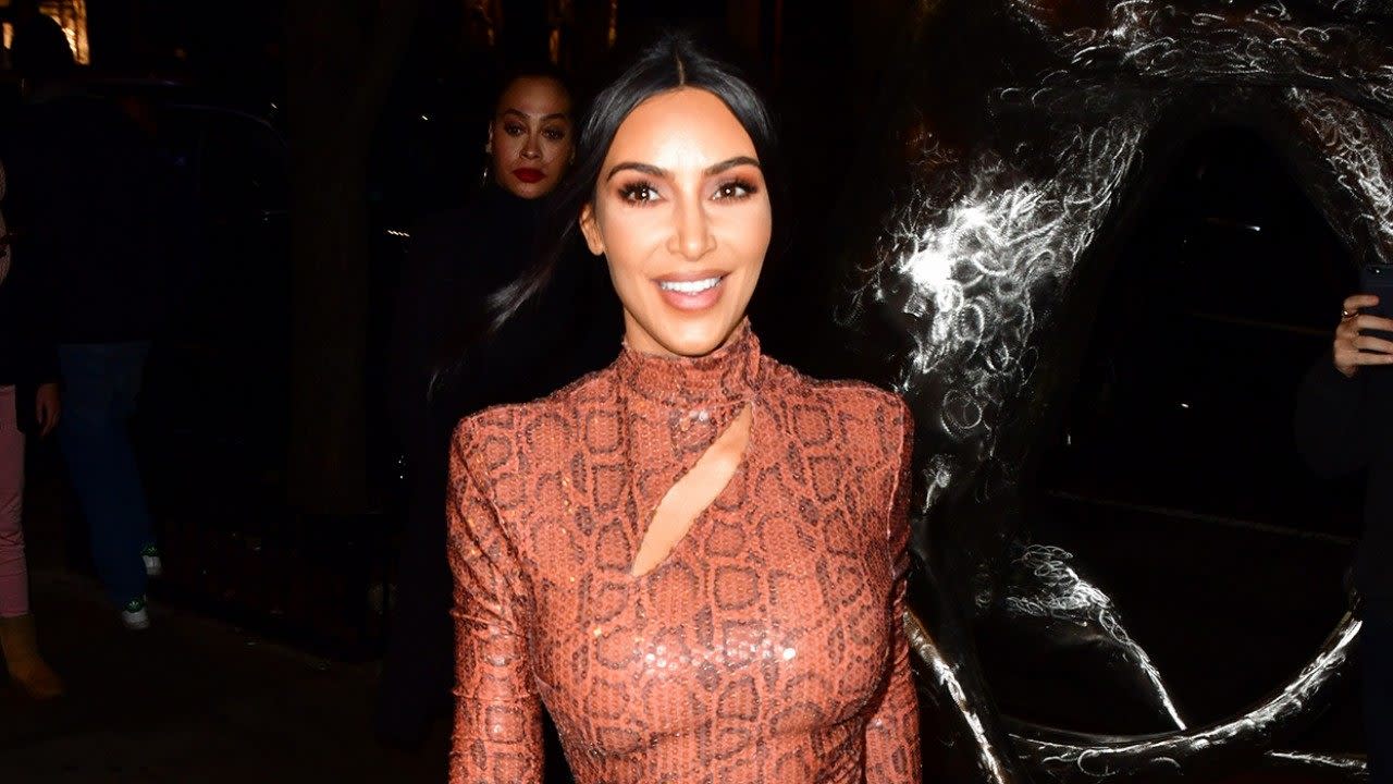 Kim Kardashian Clears Up Some Fan Questions About Her Weird Sink And