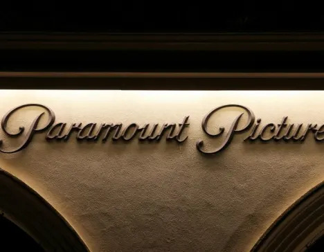 Redstones, Ellison offer concessions to Paramount investors, Bloomberg News reports