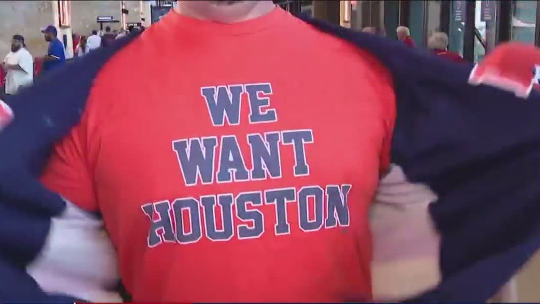 Stinkin cheaters' vs. 'Fake fans': Astros and Rangers fans sound