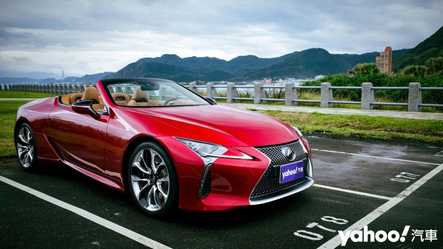 2021 Lexus LC500 Convertible北海岸試駕！來場專屬於大人的跑車浪漫旅！ - 4