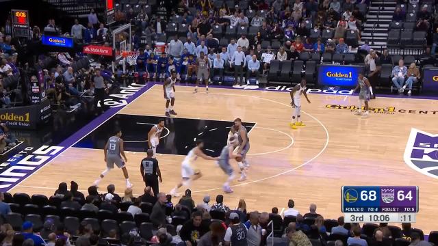 Kevin Huerter with a 3-pointer vs the Golden State Warriors