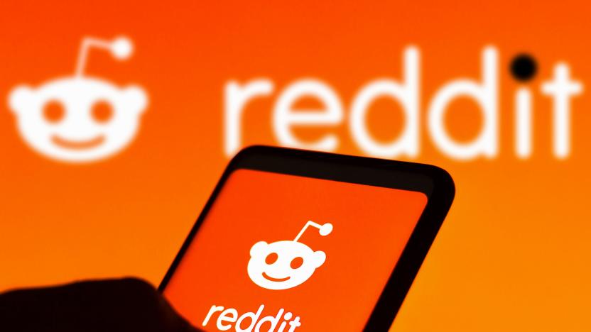 BRAZIL - 2021/12/20: In this photo illustration, the Reddit logo is seen displayed on a smartphone and in the background. (Photo Illustration by Rafael Henrique/SOPA Images/LightRocket via Getty Images)