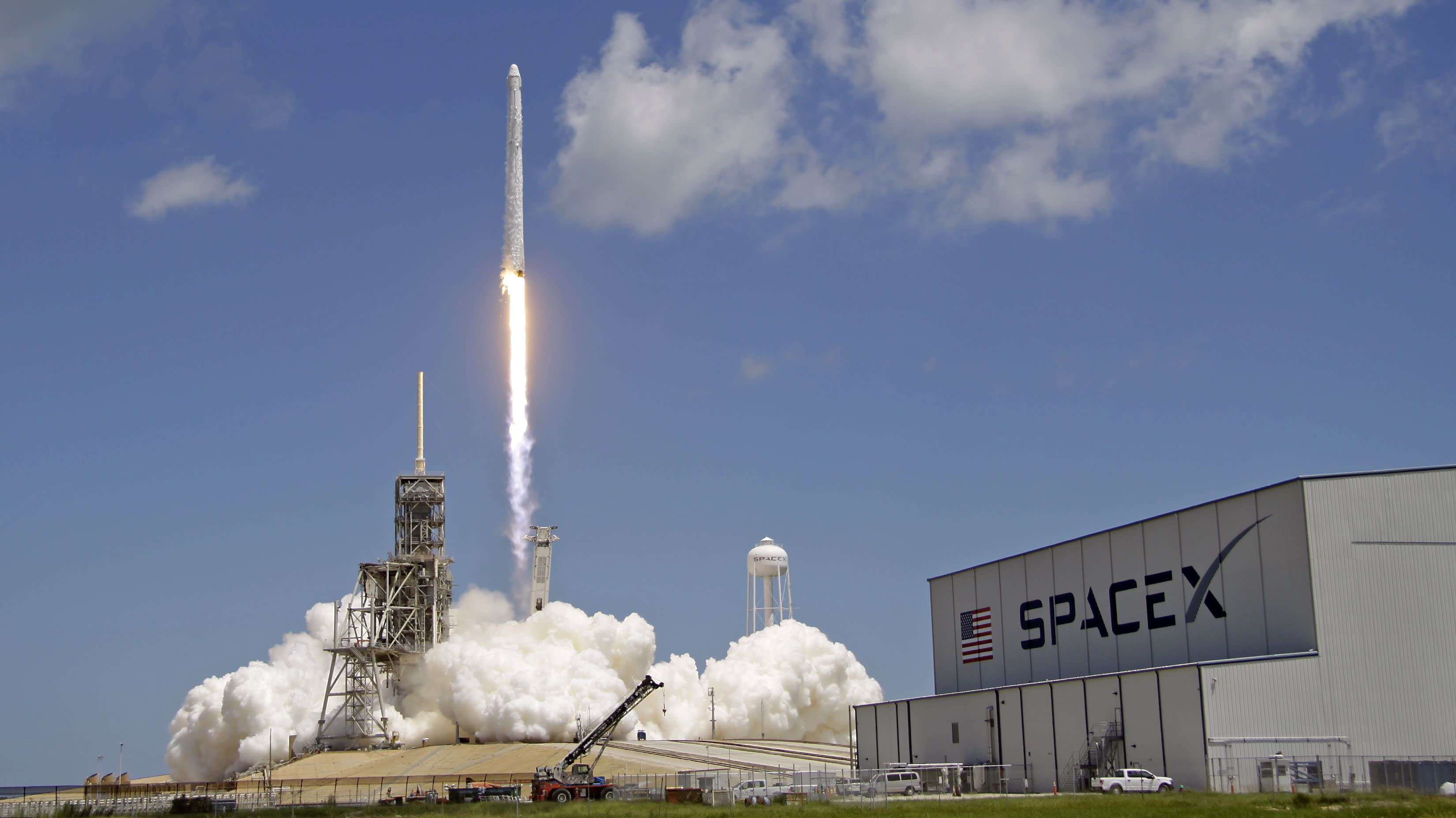 How to watch today’s SpaceX rocket launch3300 x 1856