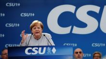 L'Europe doit prendre son sort entre ses mains, estime Merkel