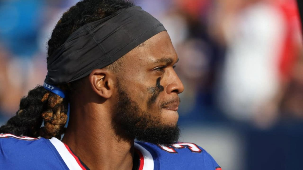 Buffalo Bills star Damar Hamlin's on-field collapse puts spotlight on  cardiac arrest in young people - Good Morning America