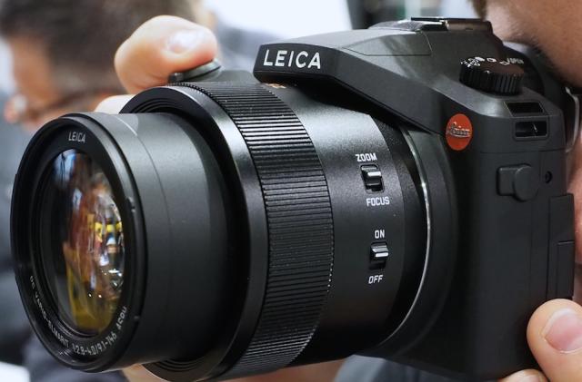 Leica V-Lux 2 Review