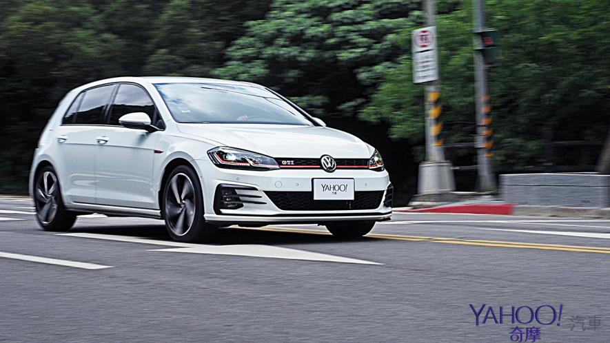 純粹駕馭的經典傳承！5代目視角下的2019 Volkswagen Golf GTi Performance Pure試駕 - 4