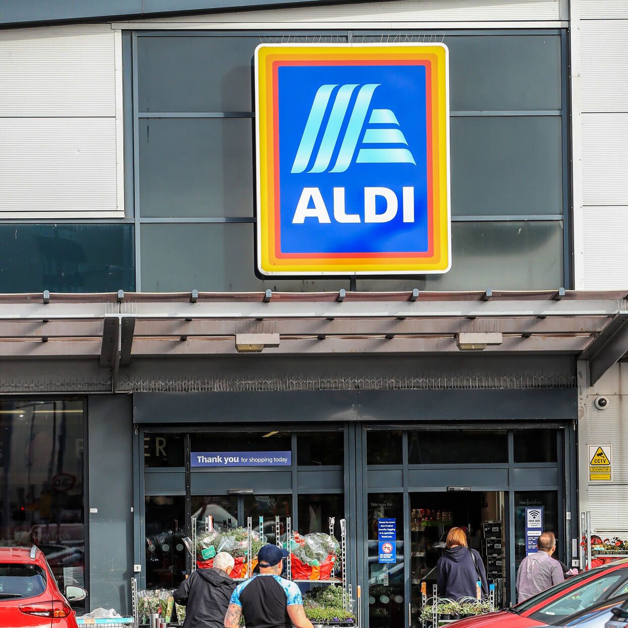 The 14 best low-carb foods to buy at Aldi