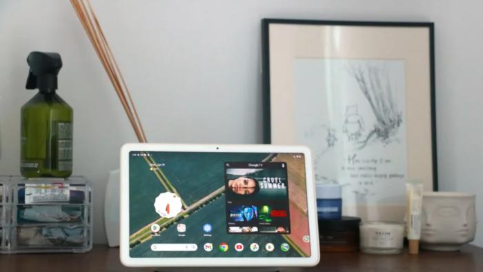 A Pixel Tablet on a desk.