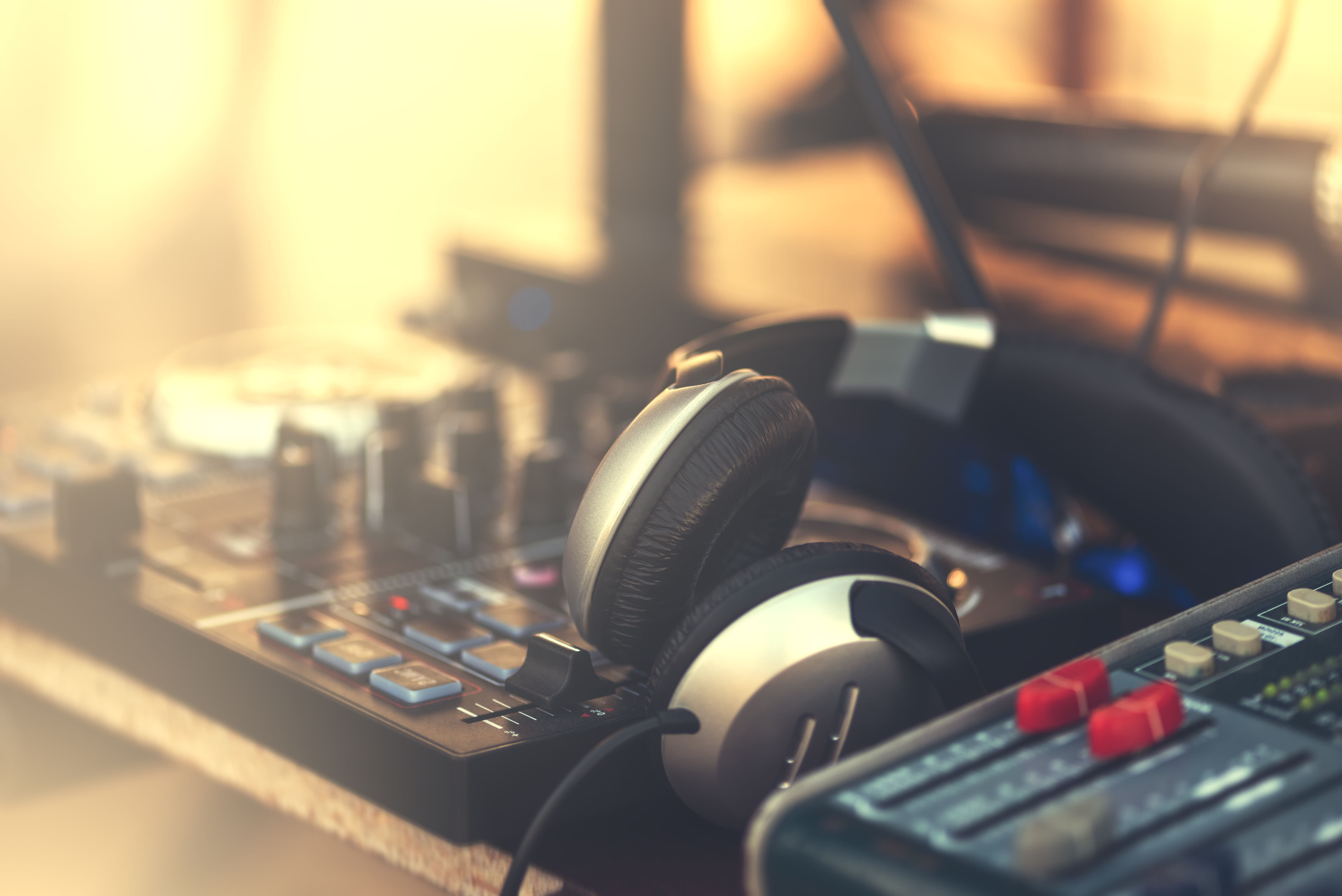 The Best DJ Headphones - Yahoo Entertainment